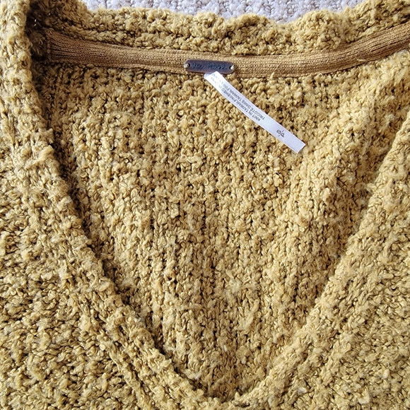 Free People V-neck Pullover Sweater Size S Mustard Yellow - Picture 2 of 8